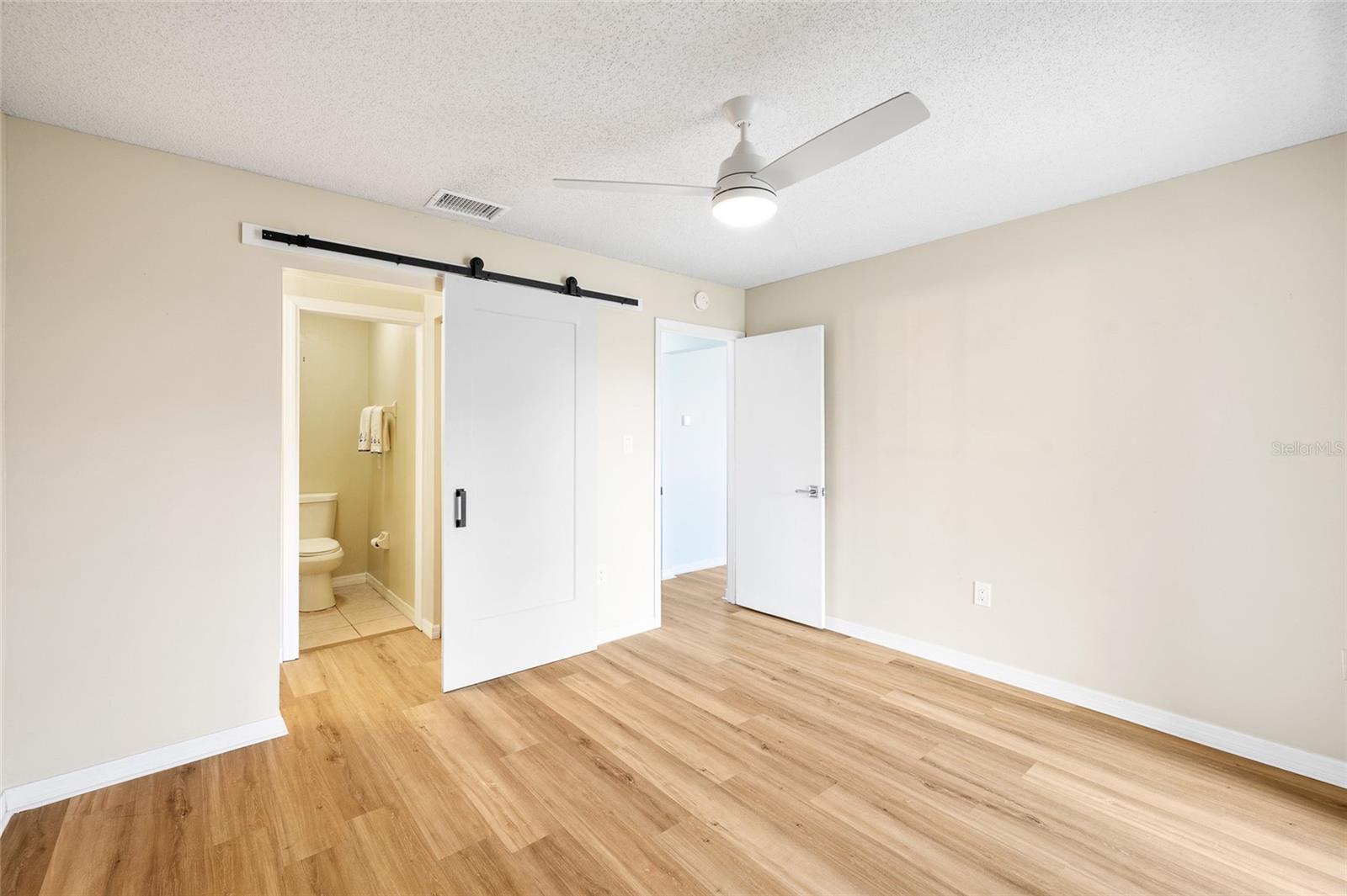 Image 23 of 37 For 6535 Draw Lane 85