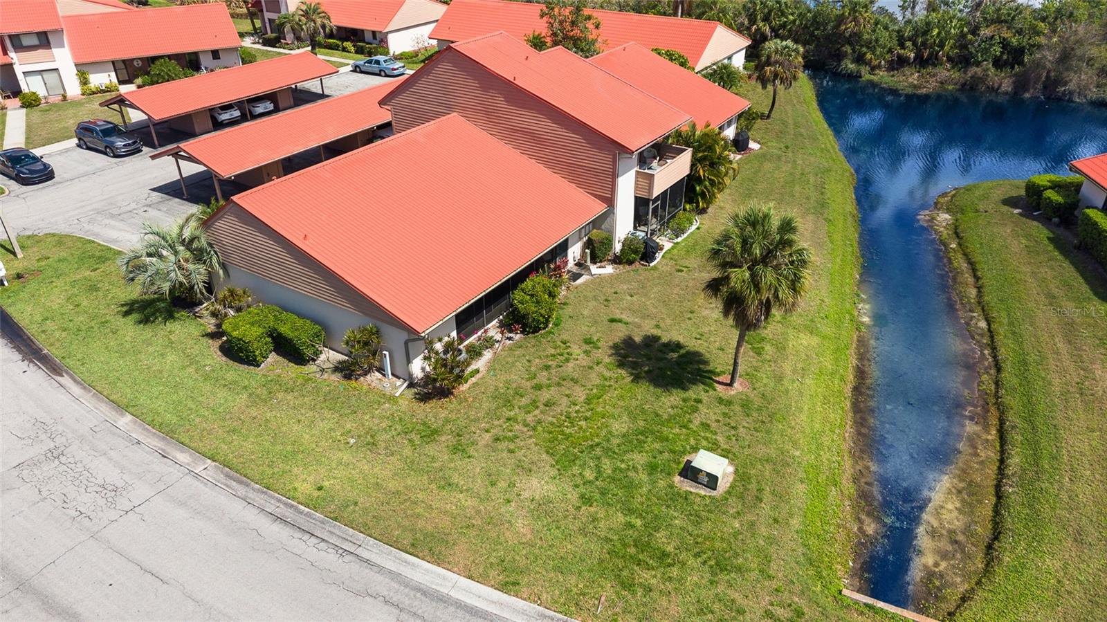 Image 3 of 37 For 6535 Draw Lane 85