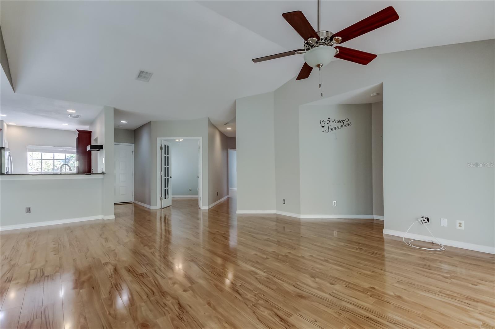 Image 16 of 50 For 11303 Shipwatch Lane 1865