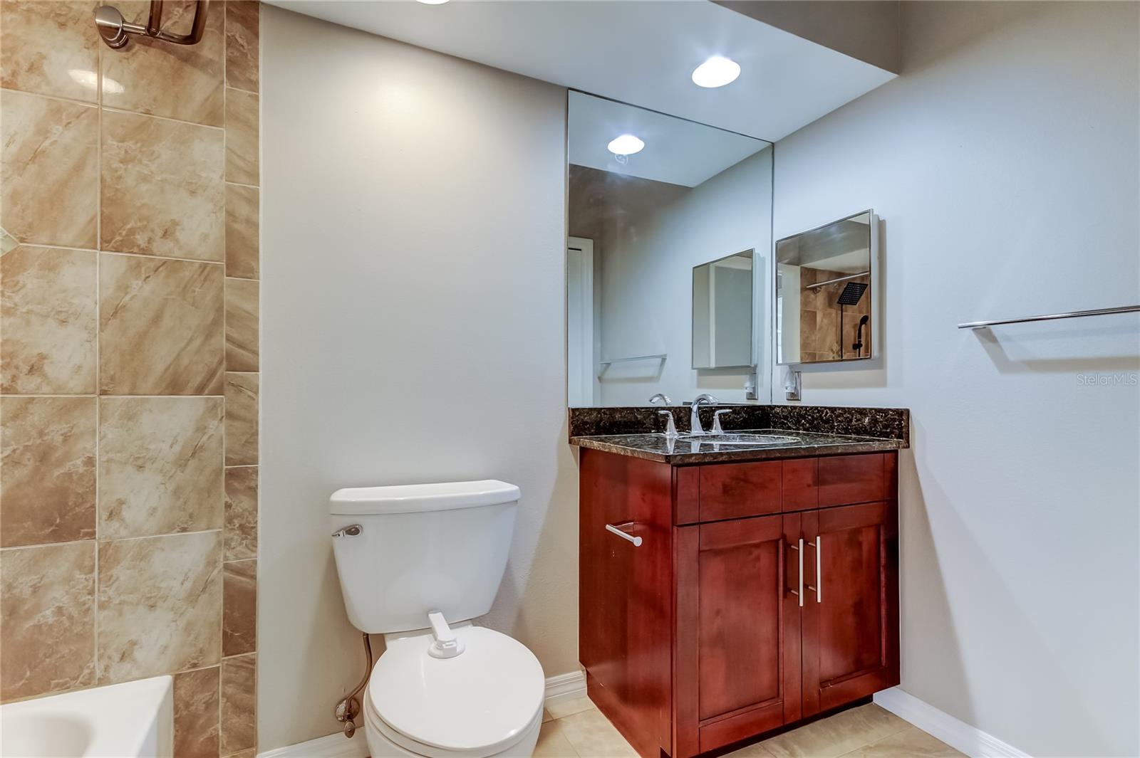 Image 22 of 50 For 11303 Shipwatch Lane 1865