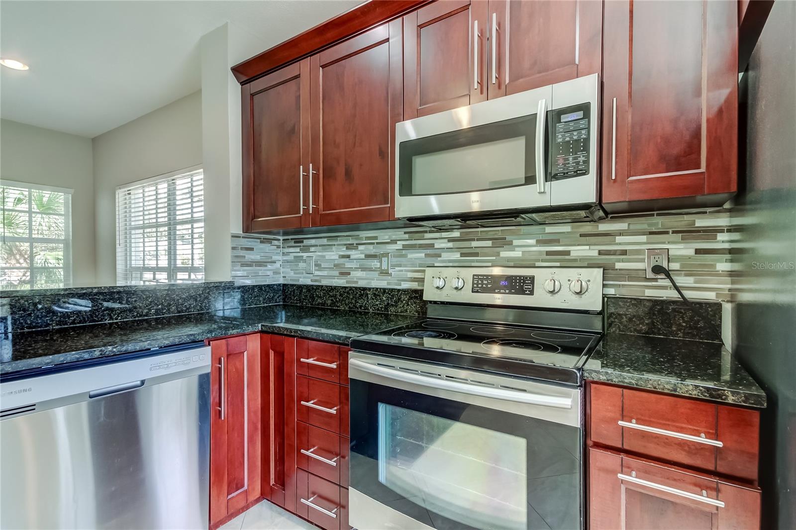 Image 36 of 50 For 11303 Shipwatch Lane 1865