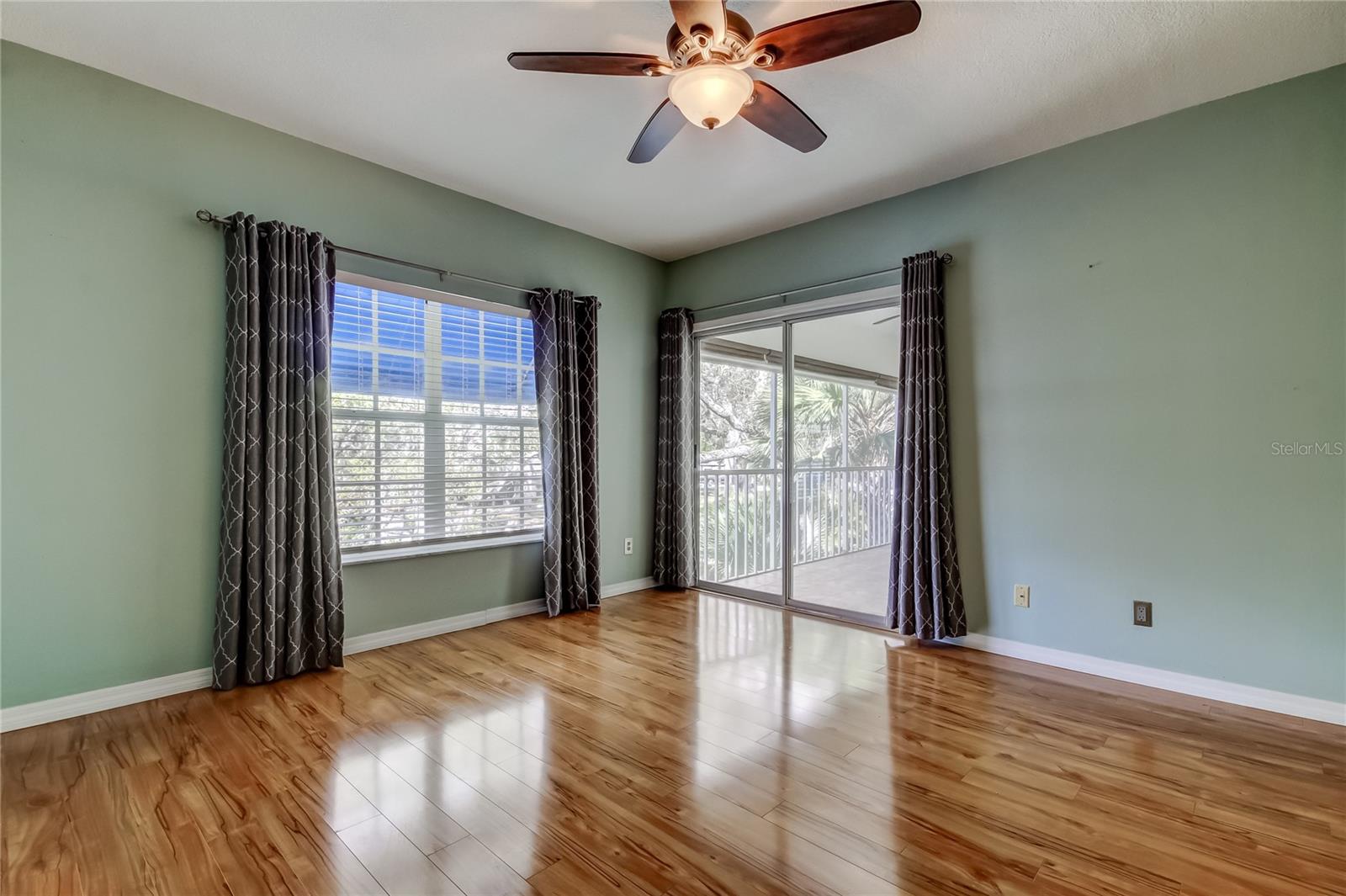 Image 4 of 50 For 11303 Shipwatch Lane 1865