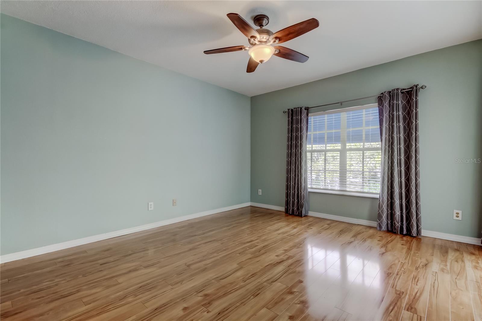 Image 6 of 50 For 11303 Shipwatch Lane 1865