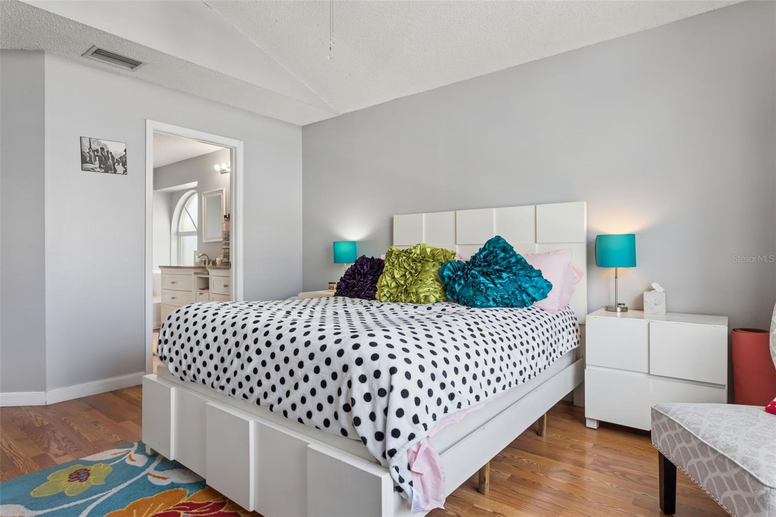 Image 13 of 30 For 11817 Branch Mooring Drive