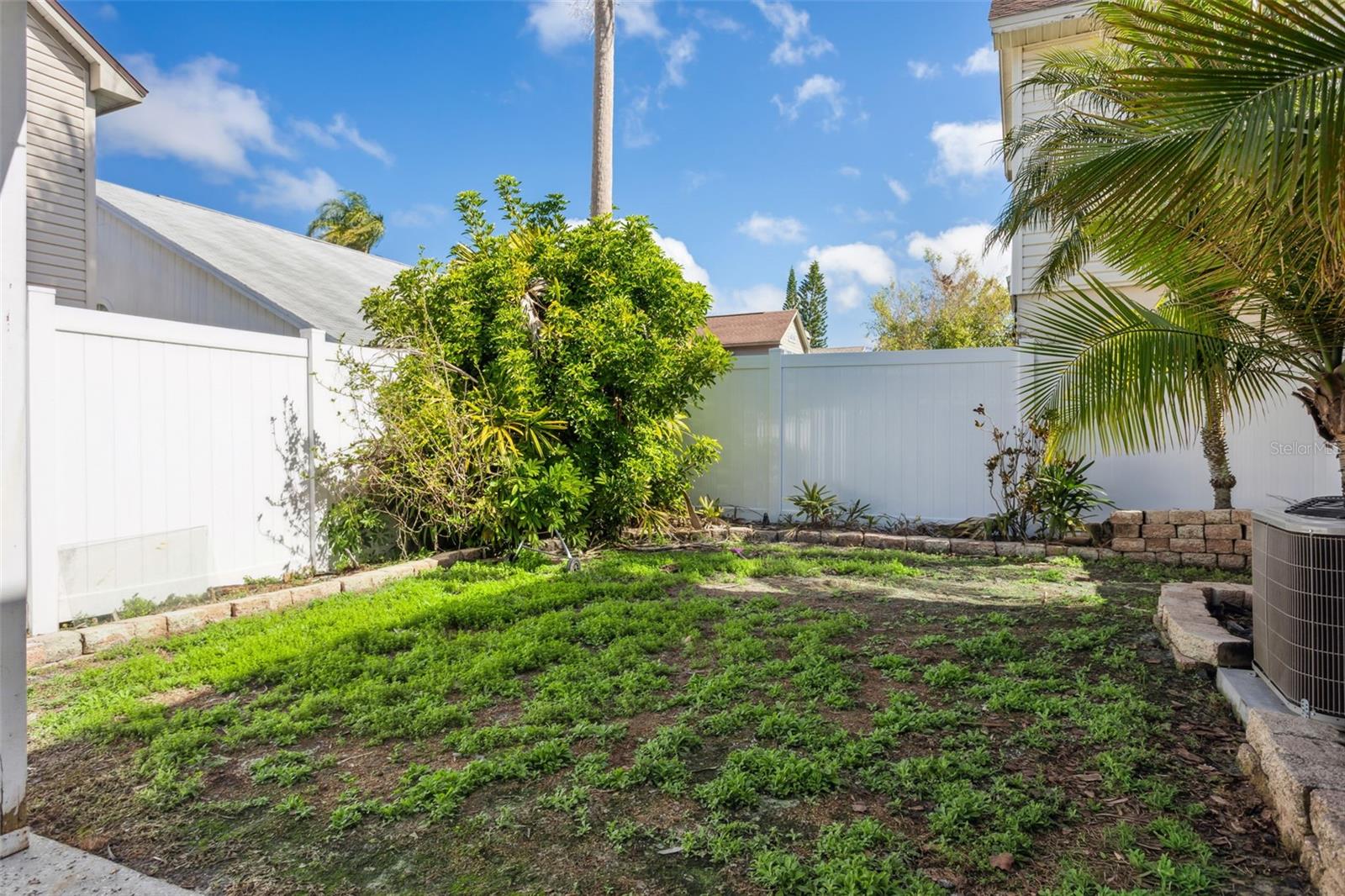 Image 18 of 30 For 11817 Branch Mooring Drive