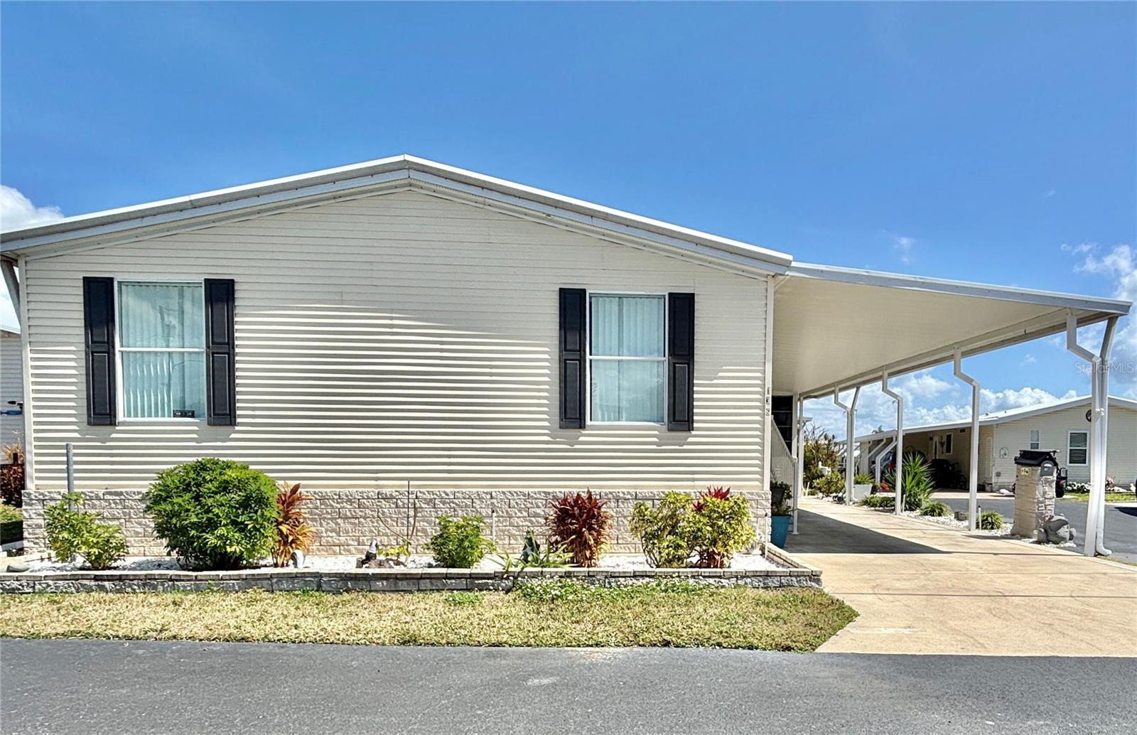 Details for 136 Americana Court Ne 230, ST PETERSBURG, FL 33702
