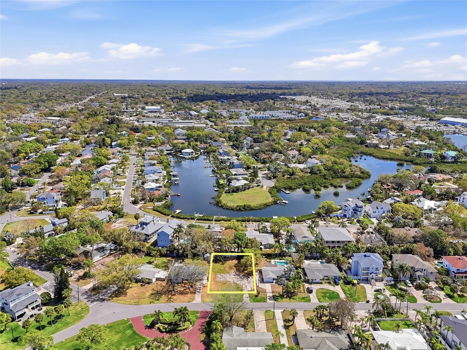 Image 11 of 41 For 216 Shore Drive