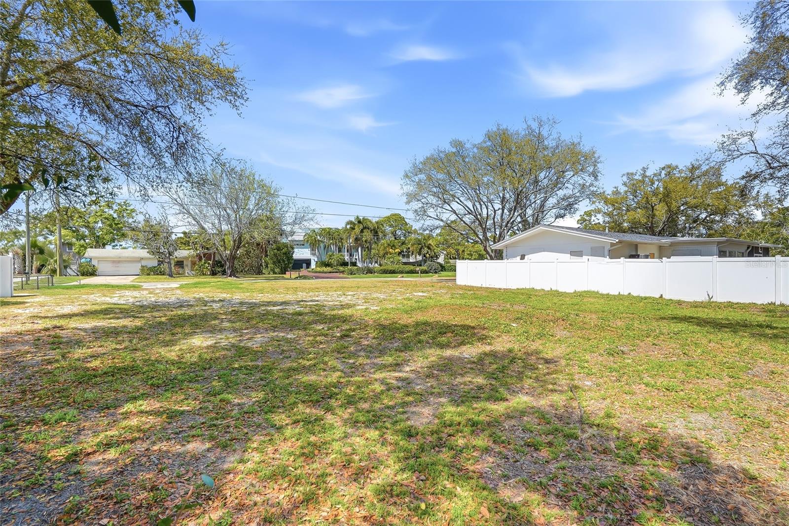 Image 6 of 41 For 216 Shore Drive