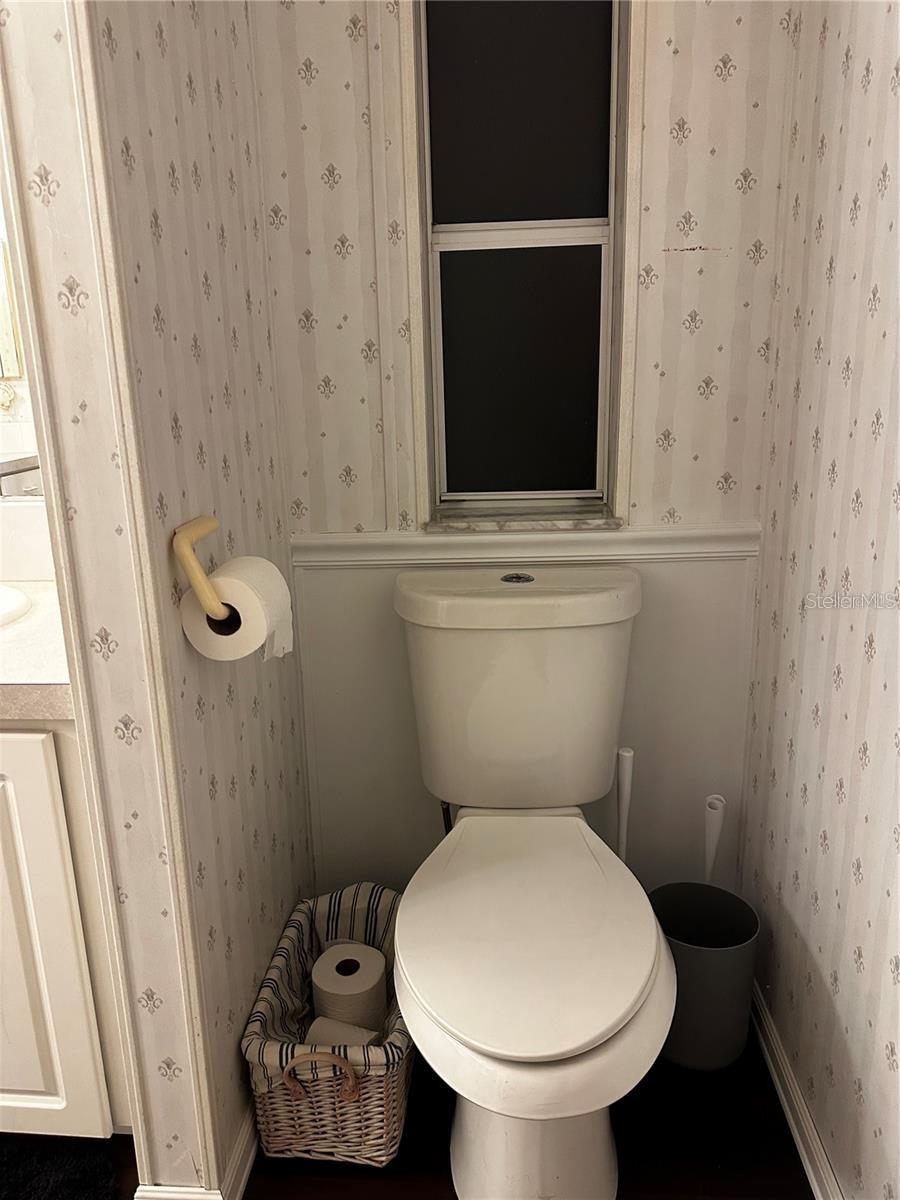 Image 15 of 45 For 1100 Belcher Road S 406