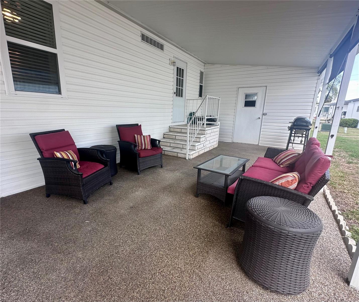 Image 20 of 45 For 1100 Belcher Road S 406