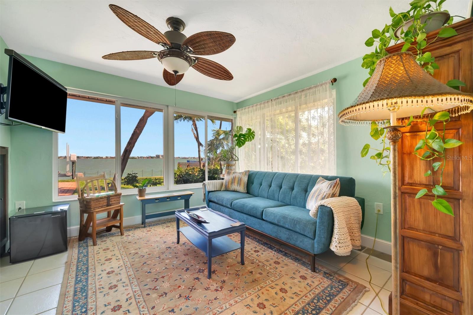 Image 71 of 95 For 6361 4th Palm Point