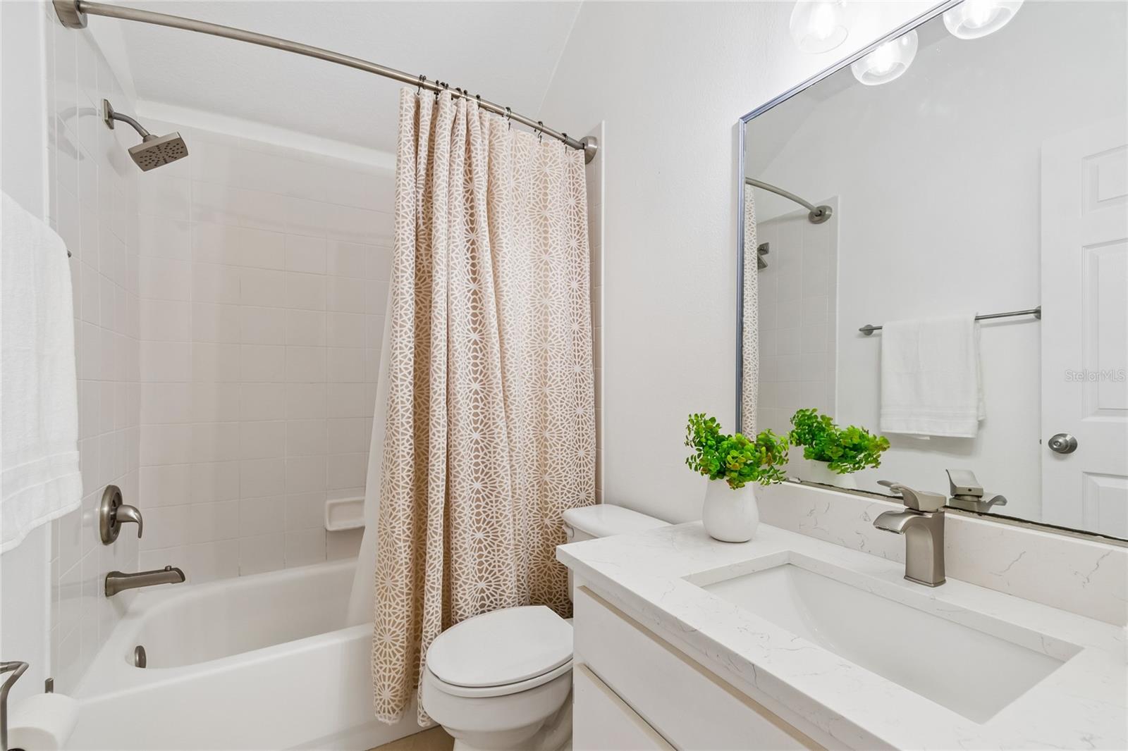 Image 23 of 34 For 8816 Cypress Hammock Drive