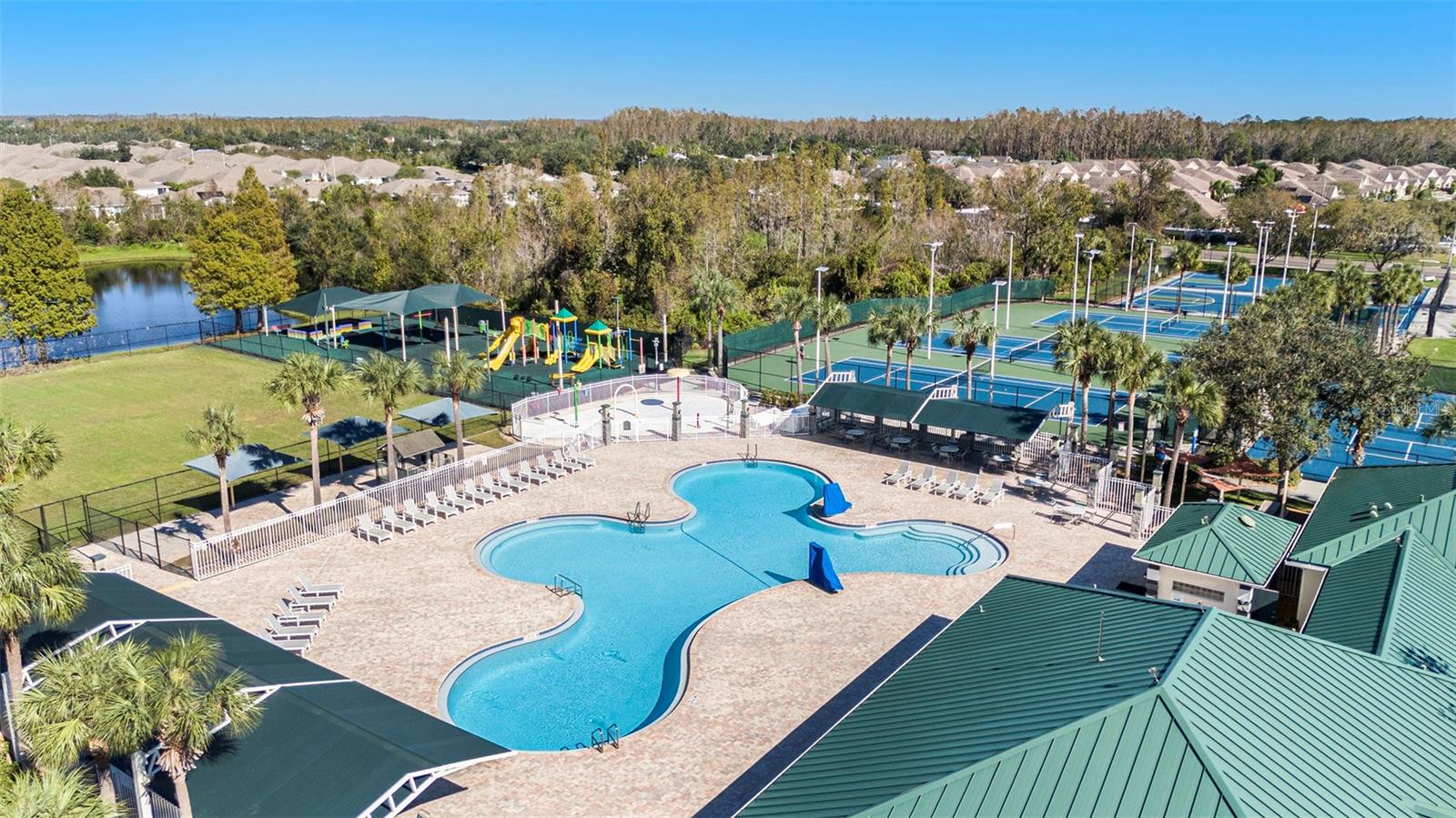 Listing photo id 30 for 1246 Charlesworth Drive