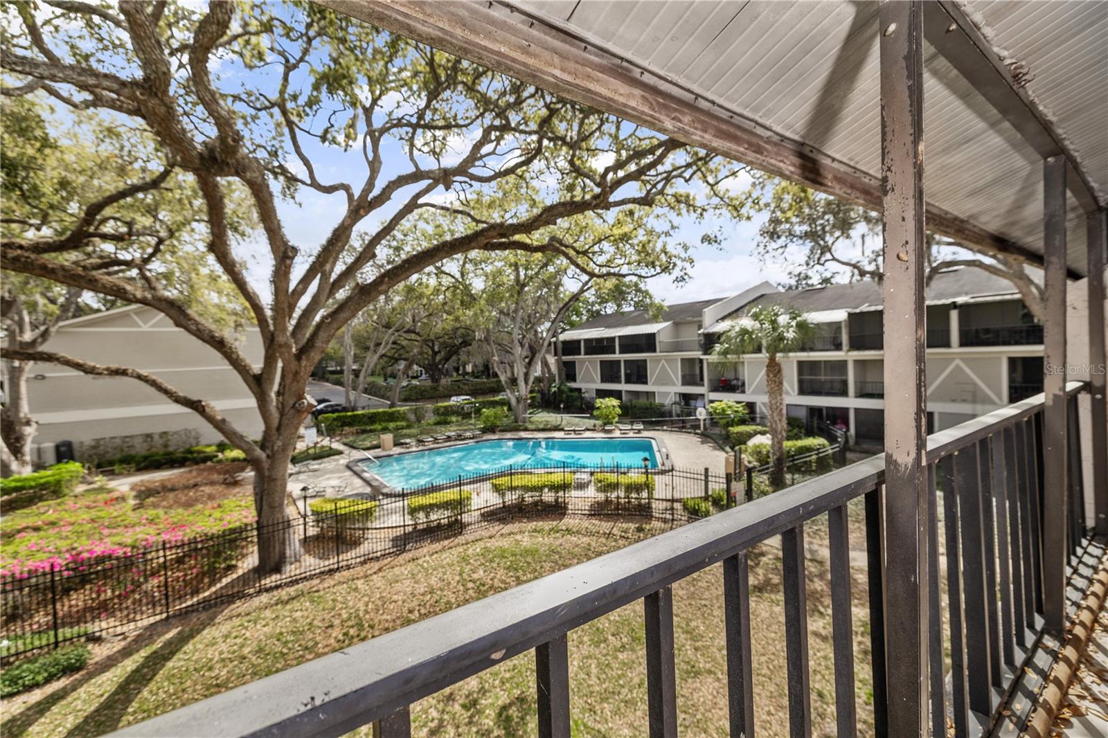 Image 14 of 21 For 14414 Reuter Strasse Circle 212