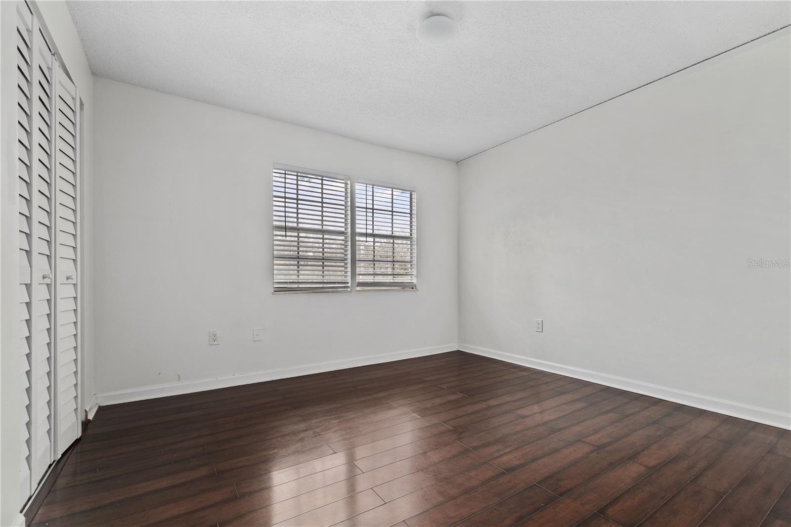 Image 16 of 21 For 14414 Reuter Strasse Circle 212