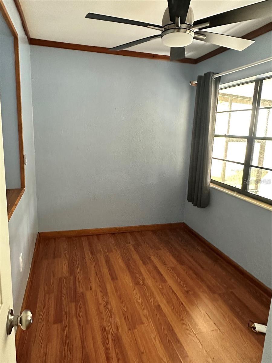 Image 2 of 19 For 3606 Thatcher Avenue