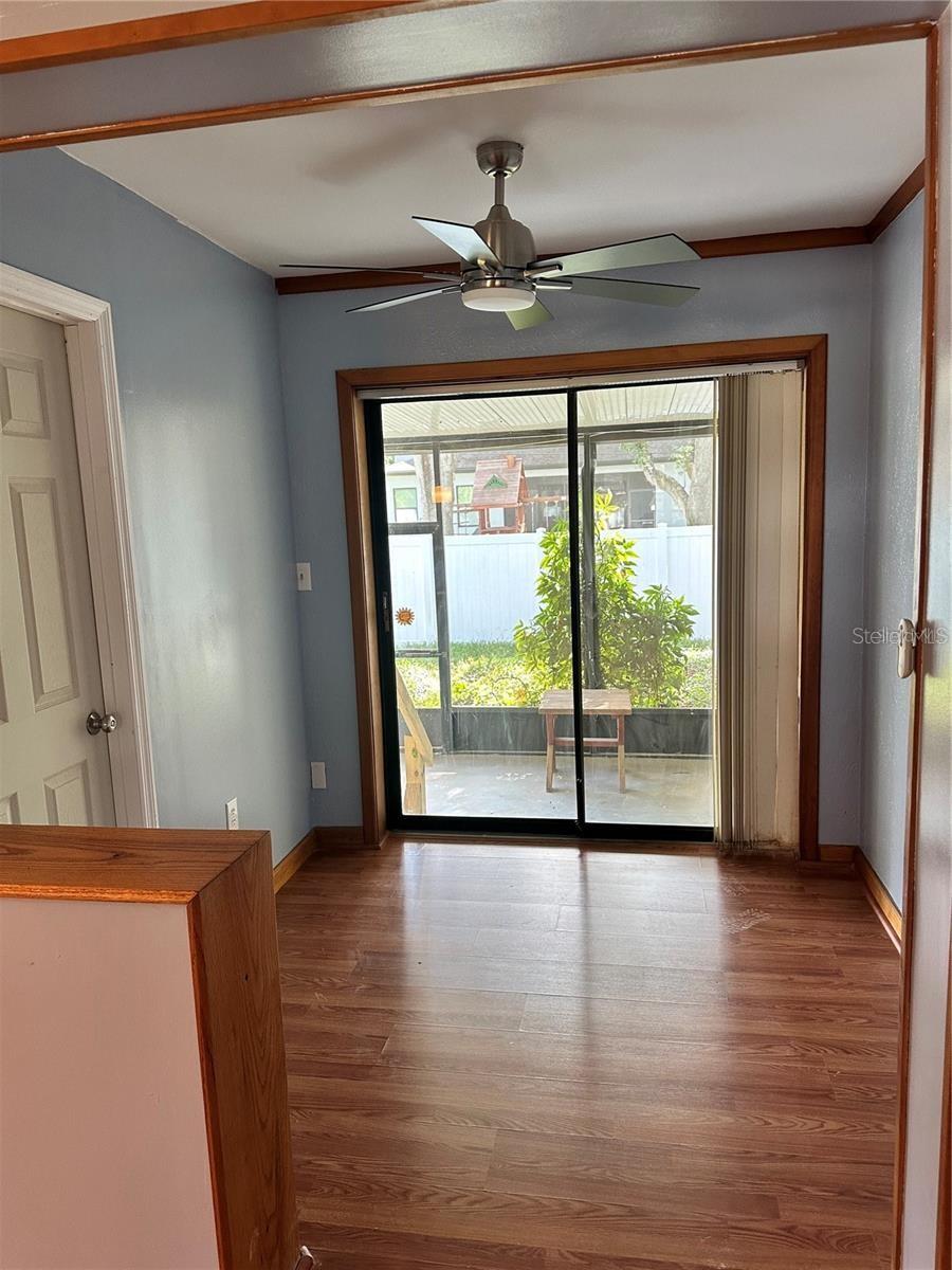 Image 4 of 19 For 3606 Thatcher Avenue