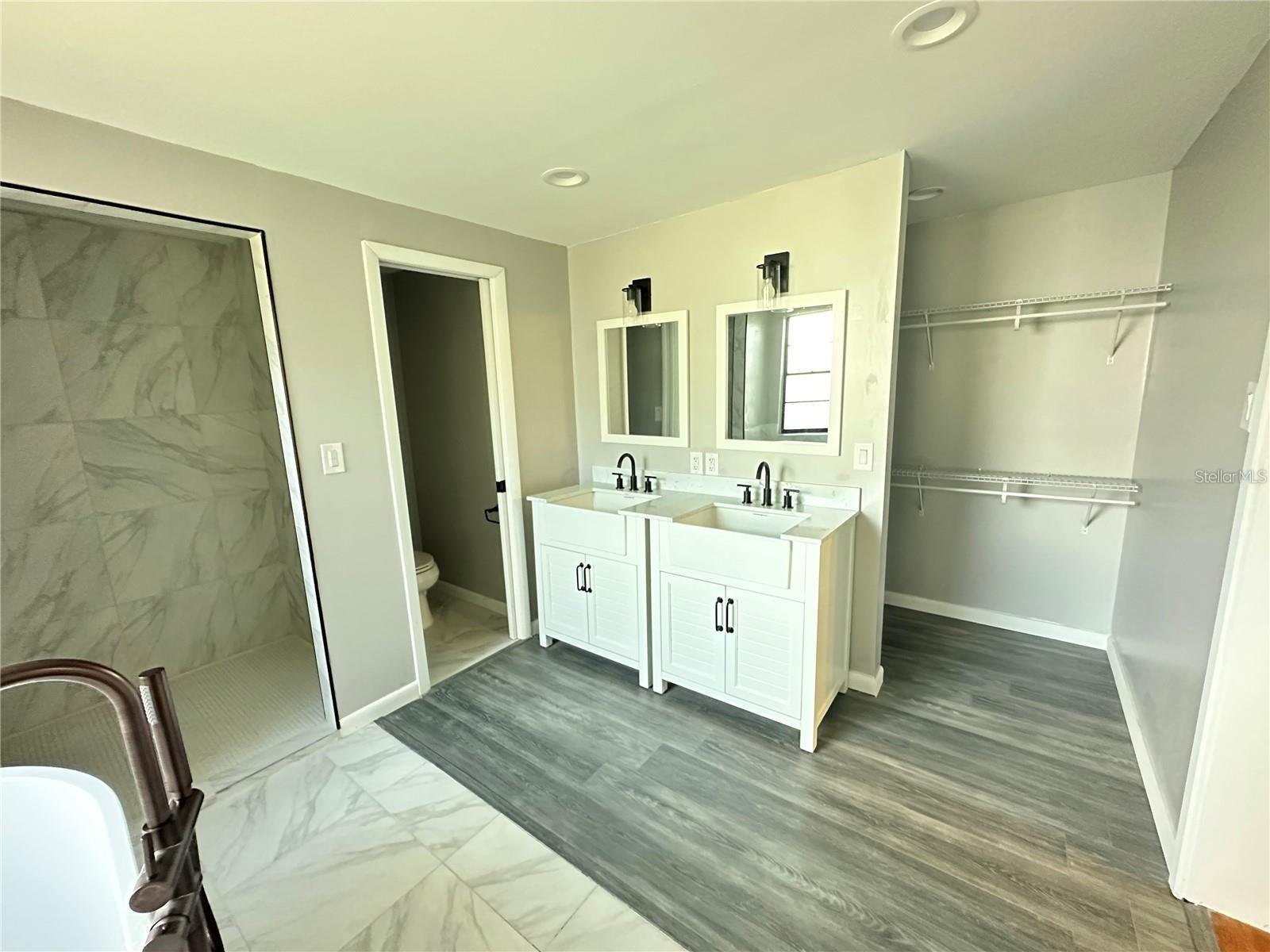 Image 7 of 19 For 3606 Thatcher Avenue