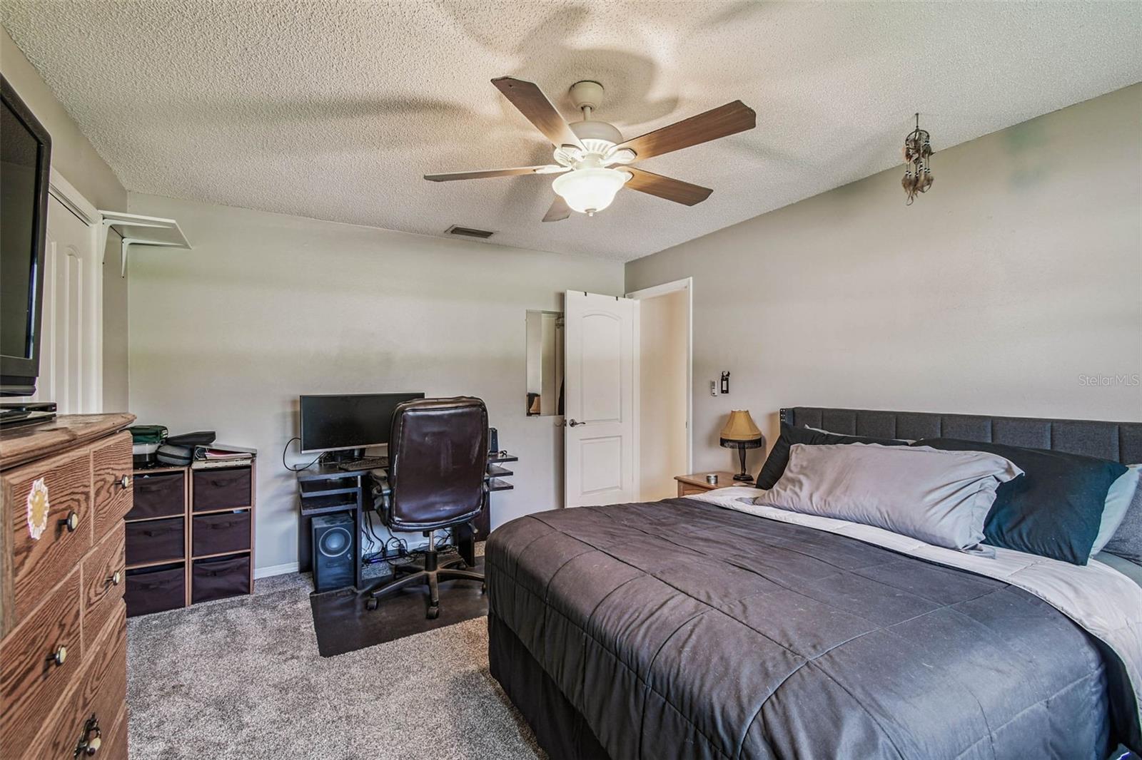 Image 20 of 35 For 1904 Teakwood Drive