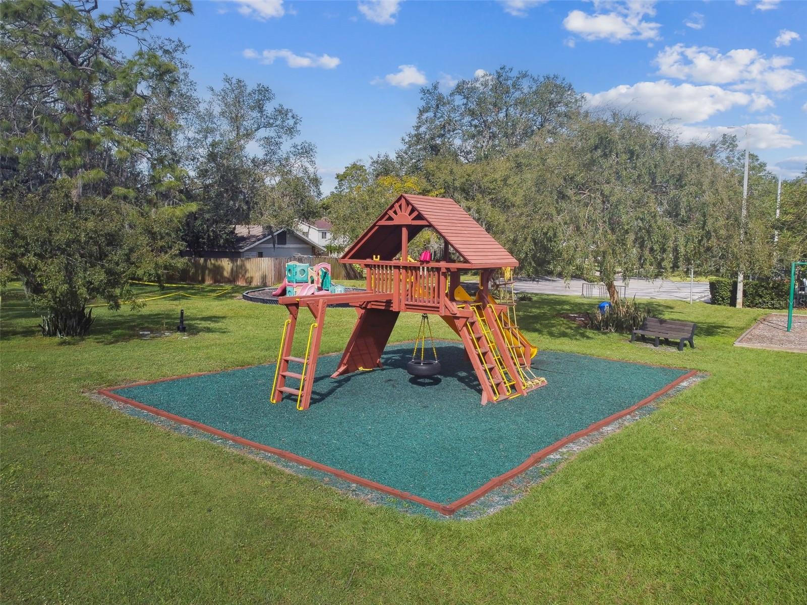 Image 29 of 35 For 1904 Teakwood Drive