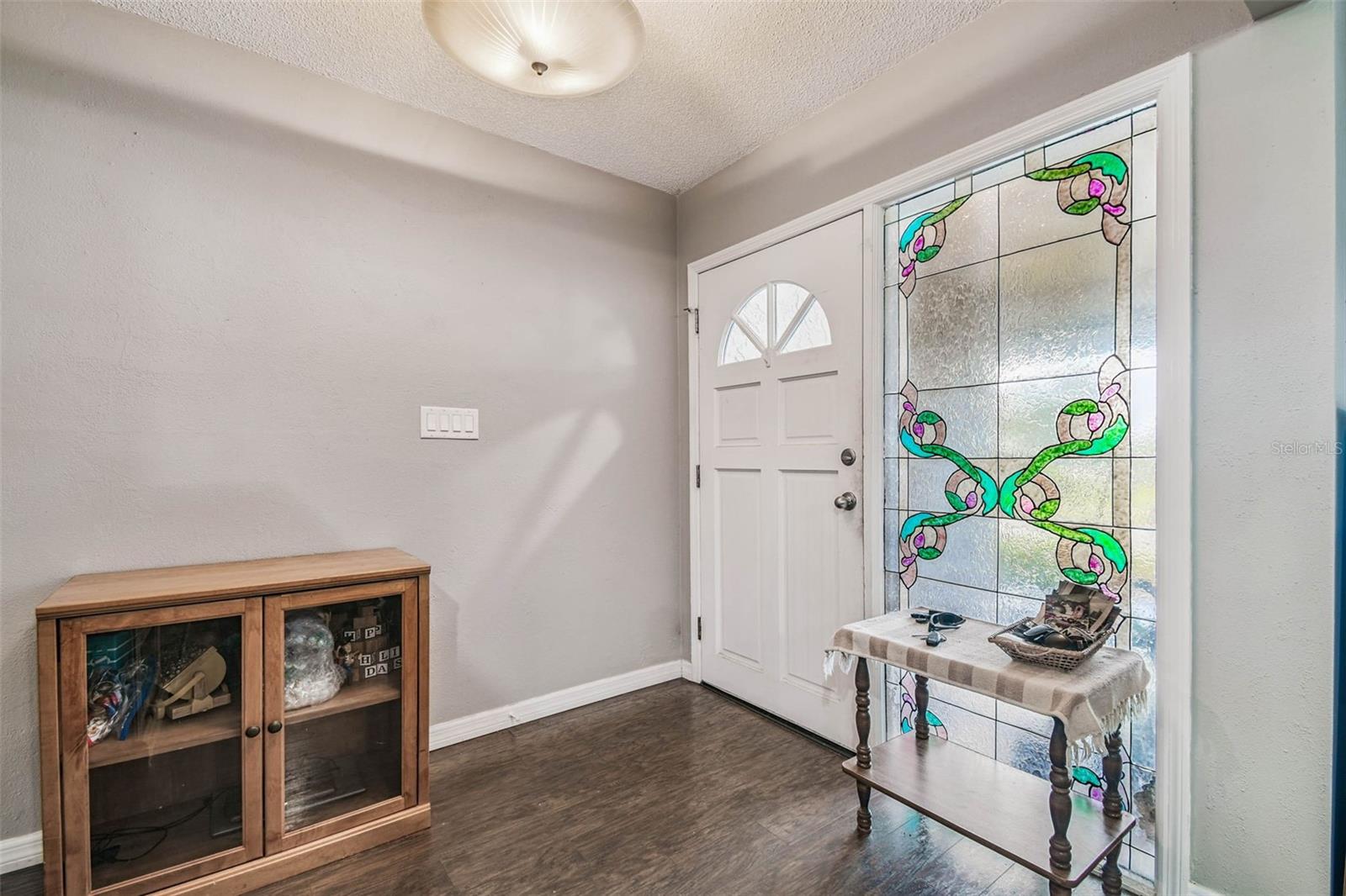 Image 4 of 35 For 1904 Teakwood Drive