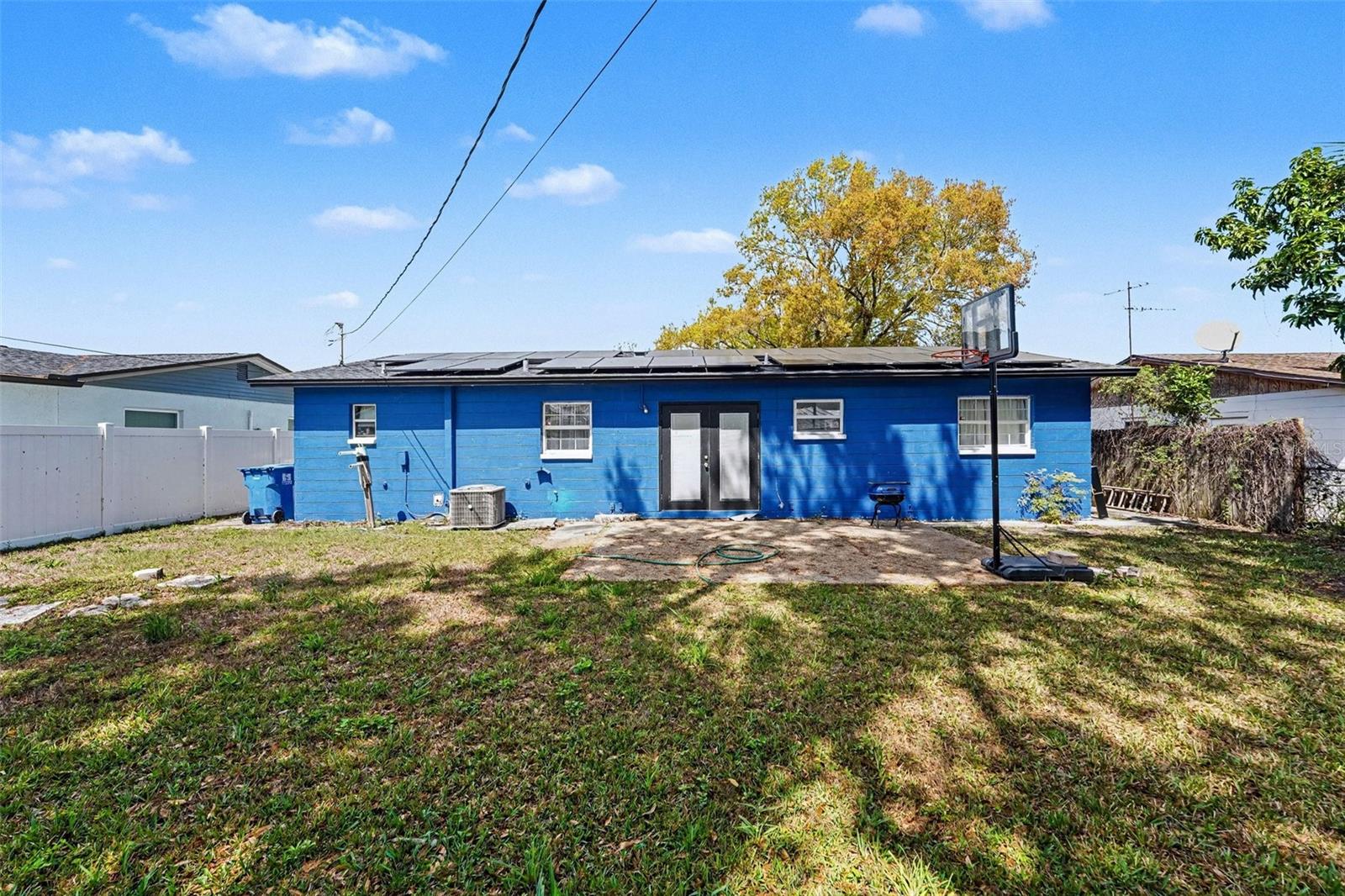 Image 21 of 23 For 2426 17th Avenue N