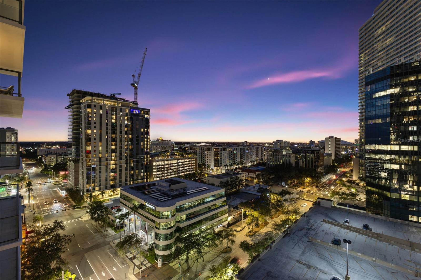 Image 24 of 39 For 275 1st Avenue S 1407