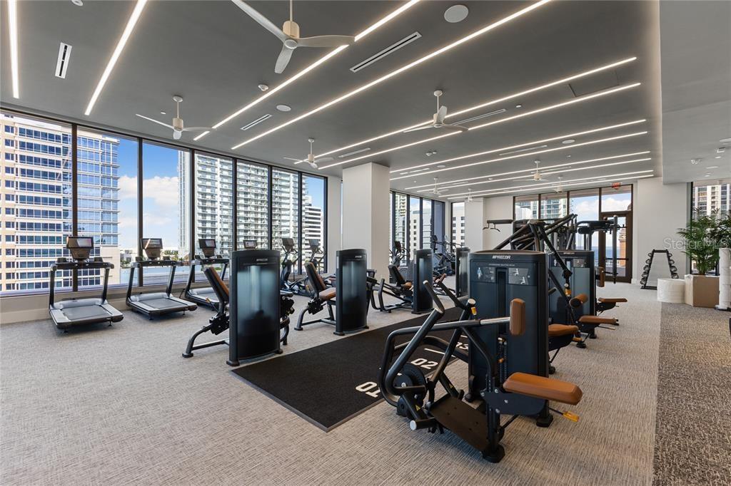 Image 36 of 39 For 275 1st Avenue S 1407