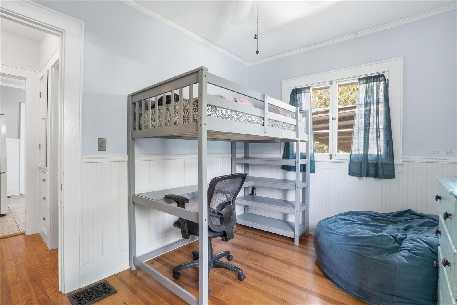 Image 18 of 41 For 308 Missouri Avenue