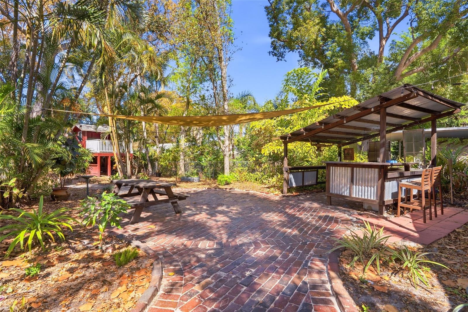 Image 32 of 41 For 308 Missouri Avenue