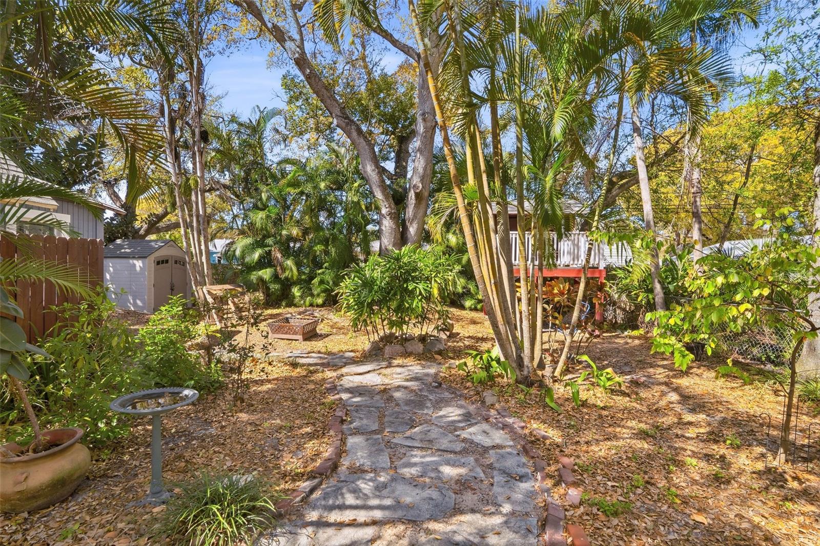 Image 35 of 41 For 308 Missouri Avenue