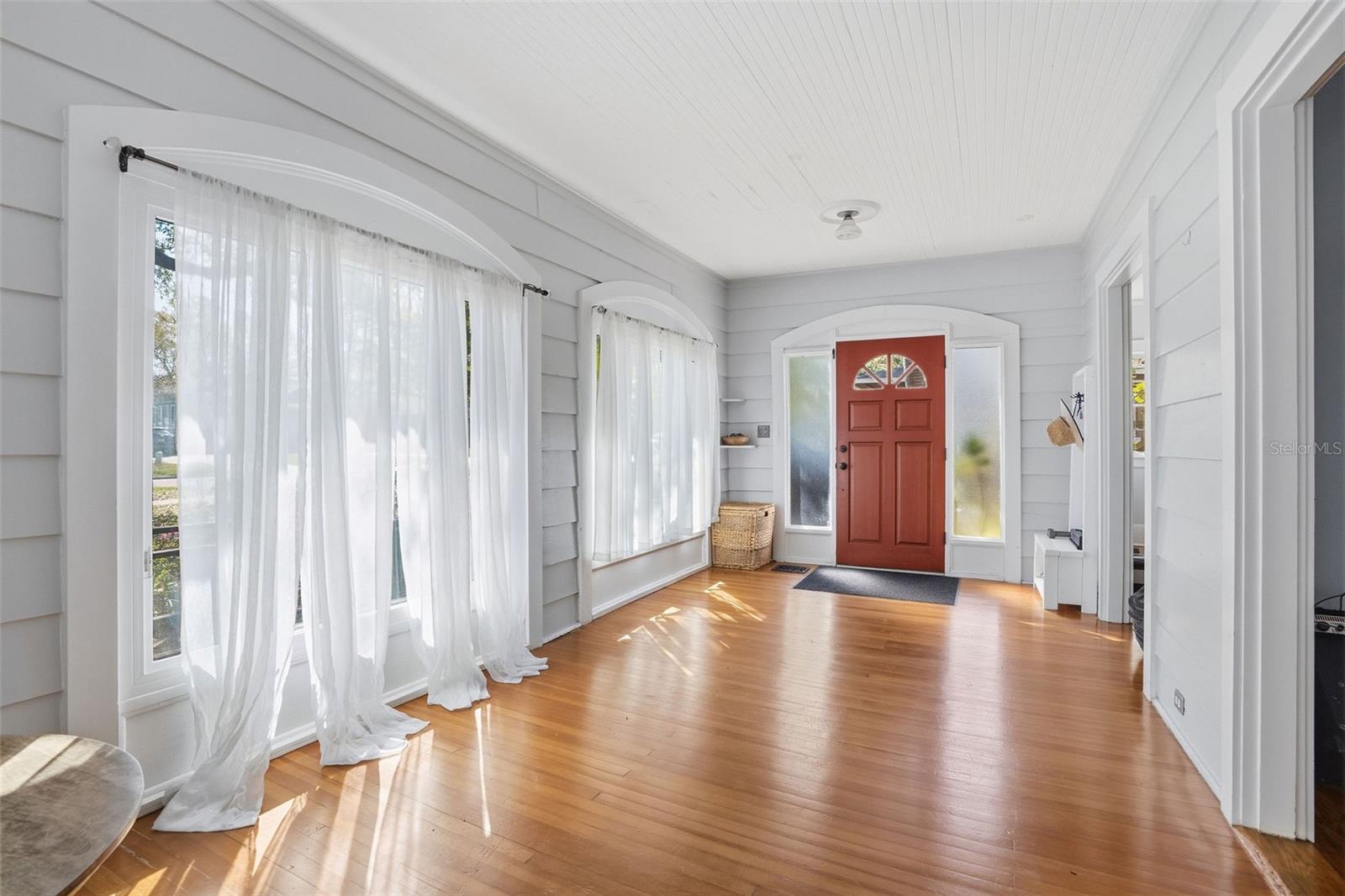 Image 8 of 41 For 308 Missouri Avenue