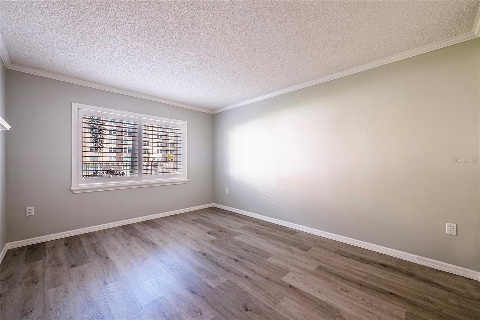 Image 14 of 26 For 620 Edgewater Drives 103