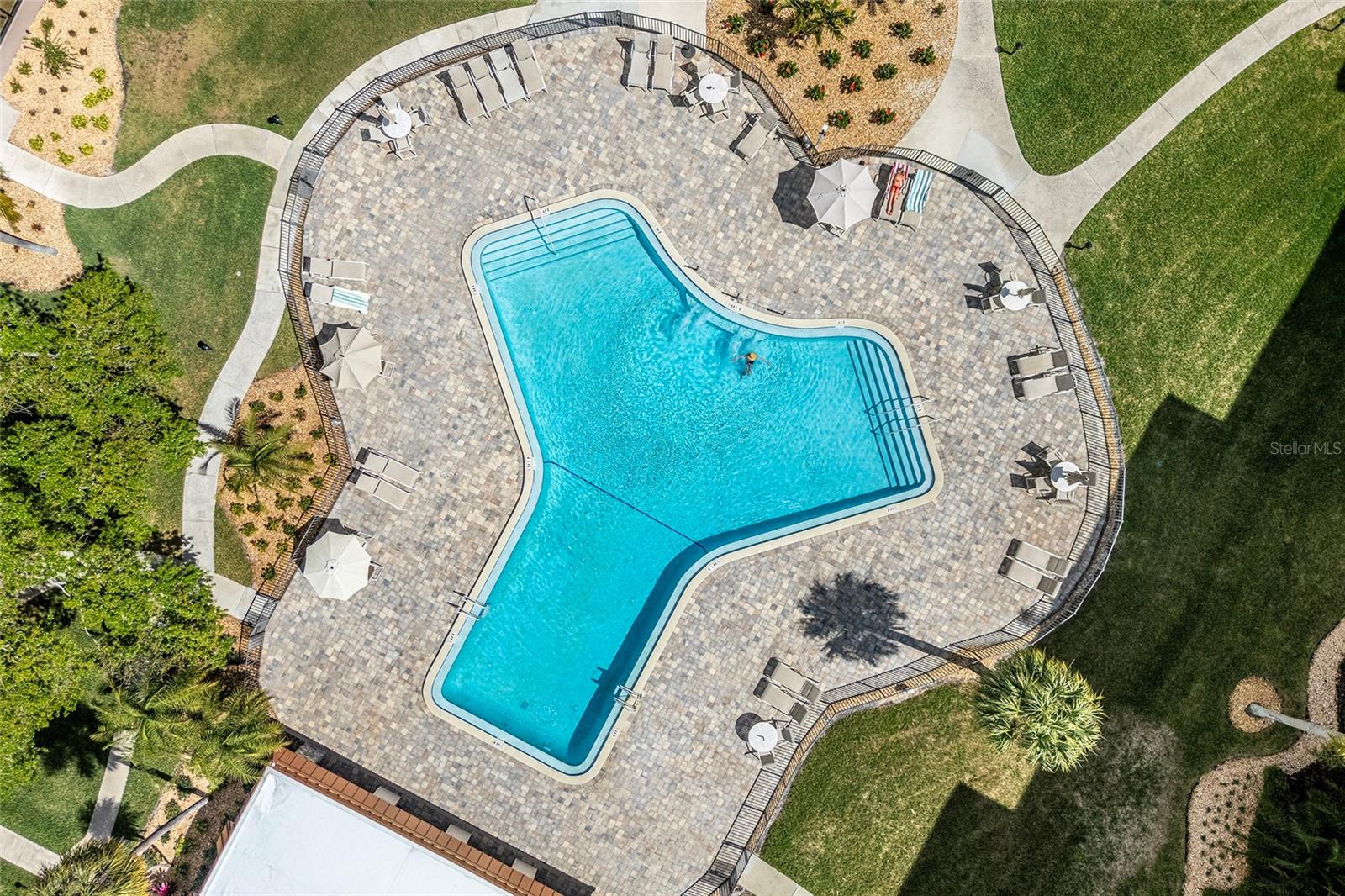 Image 18 of 26 For 620 Edgewater Drives 103