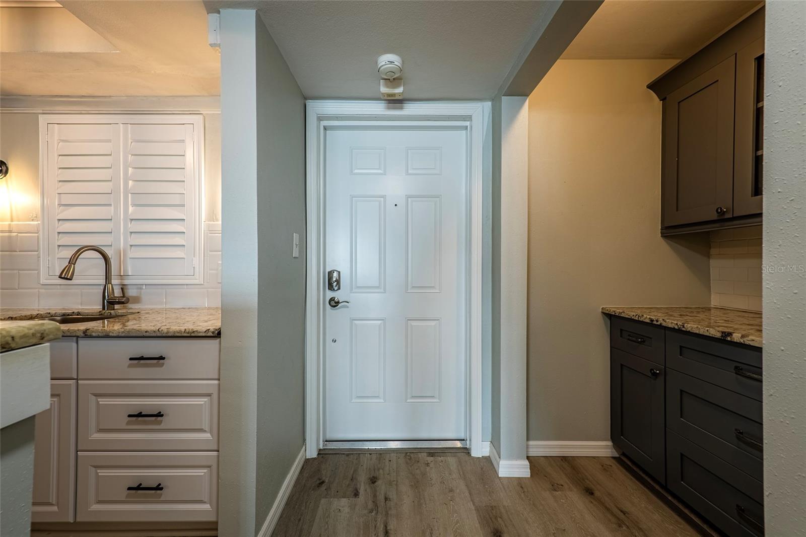 Image 3 of 26 For 620 Edgewater Drives 103