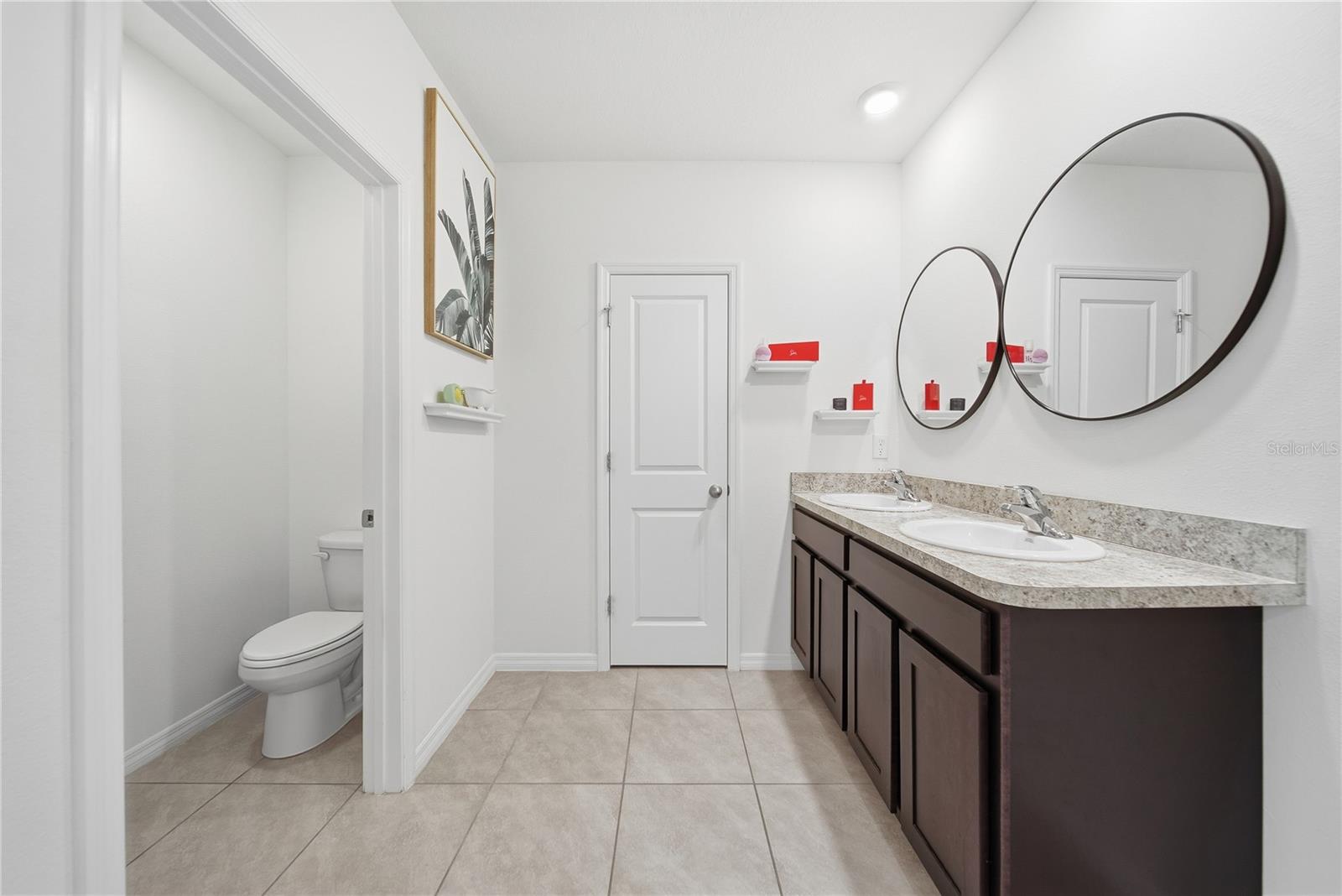 Image 23 of 49 For 10885 Penny Gale Loop