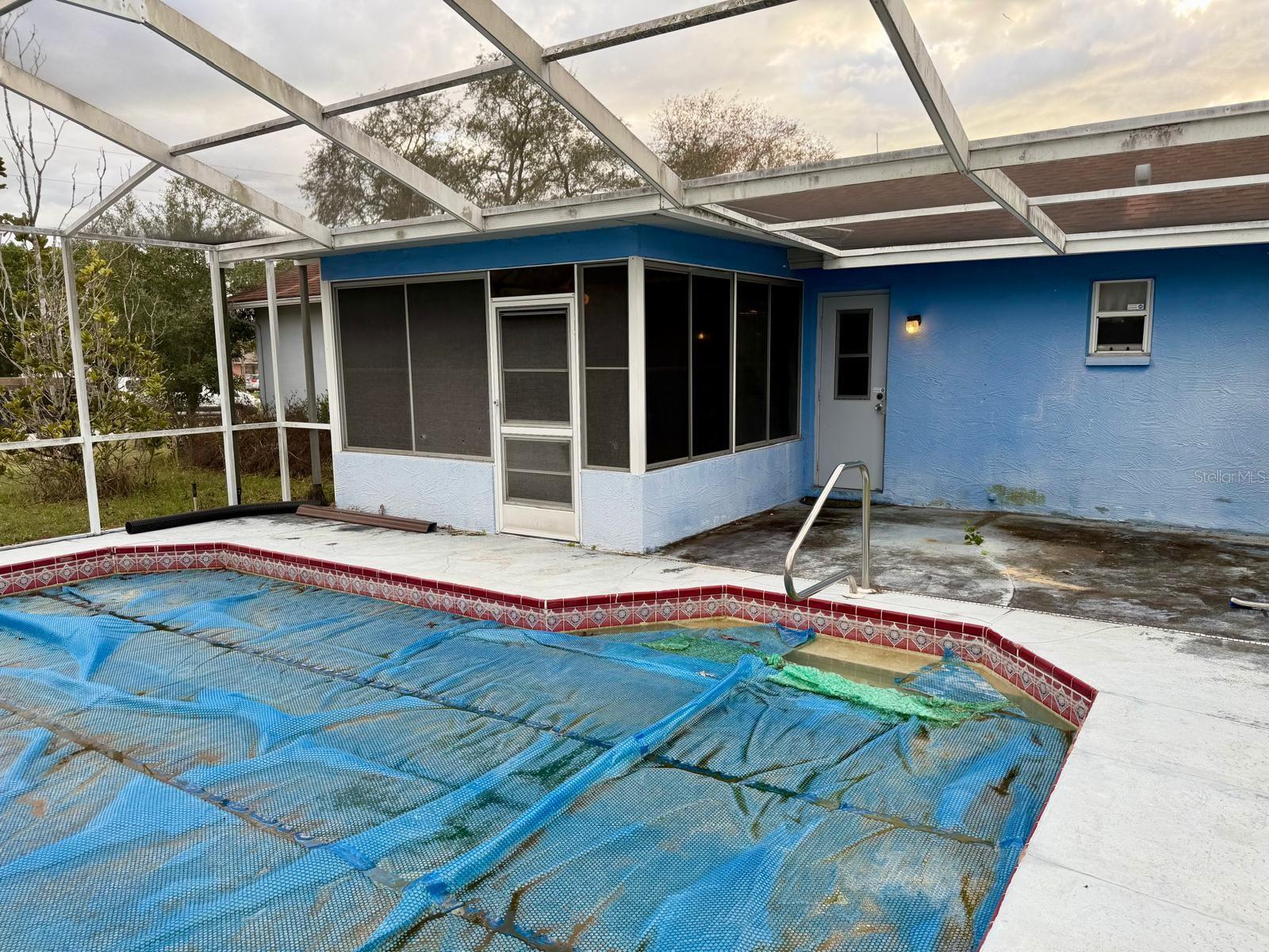 Image 17 of 21 For 11055 Montcalm Road