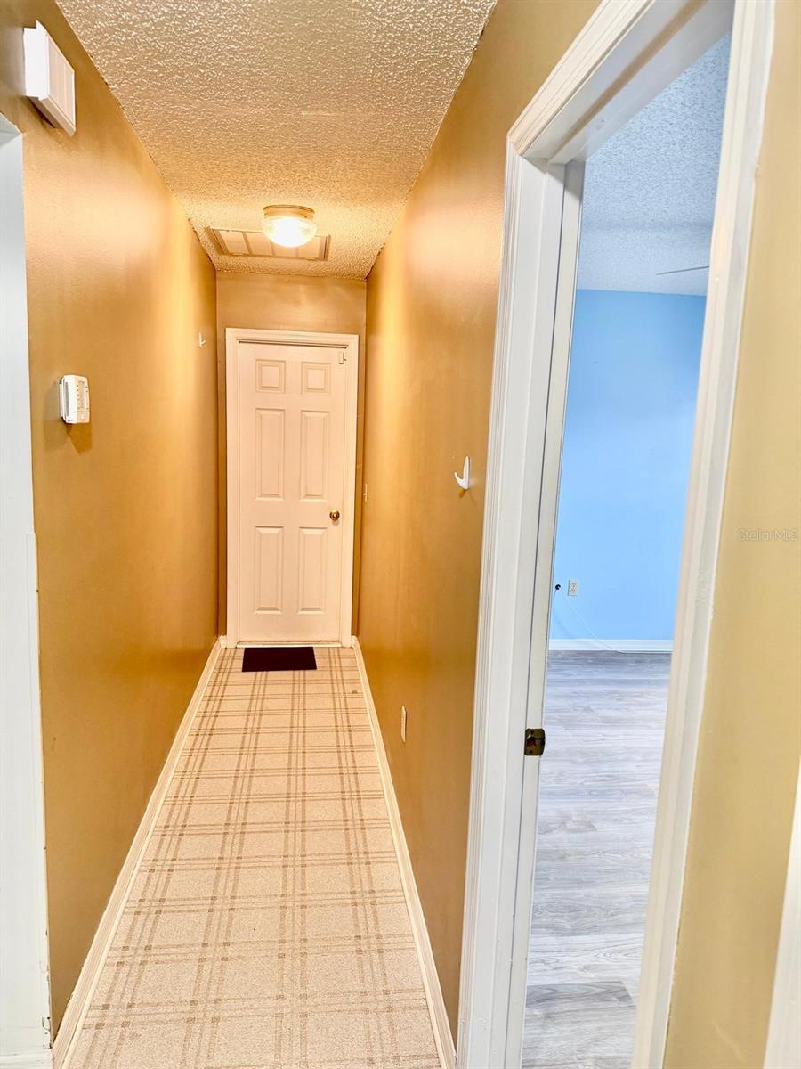 Image 20 of 21 For 11055 Montcalm Road