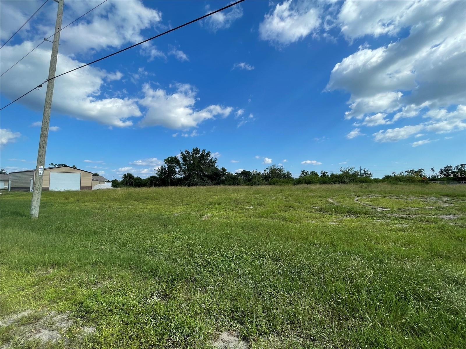 Image 3 of 5 For 12743 Foresman Blvd