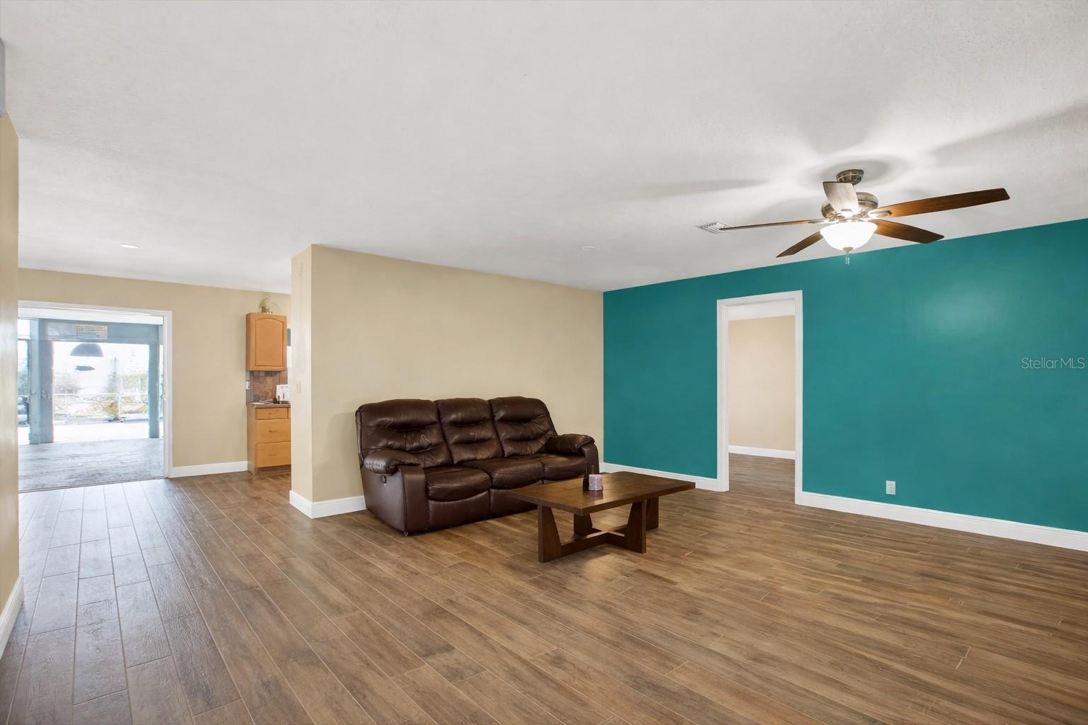 Image 12 of 21 For 6205 Spanish Main Drive