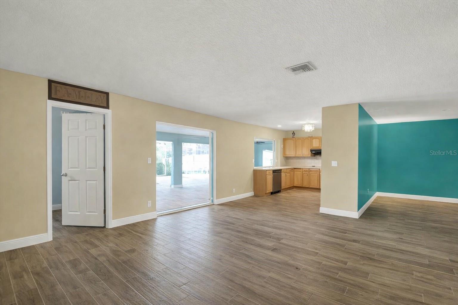 Image 13 of 21 For 6205 Spanish Main Drive