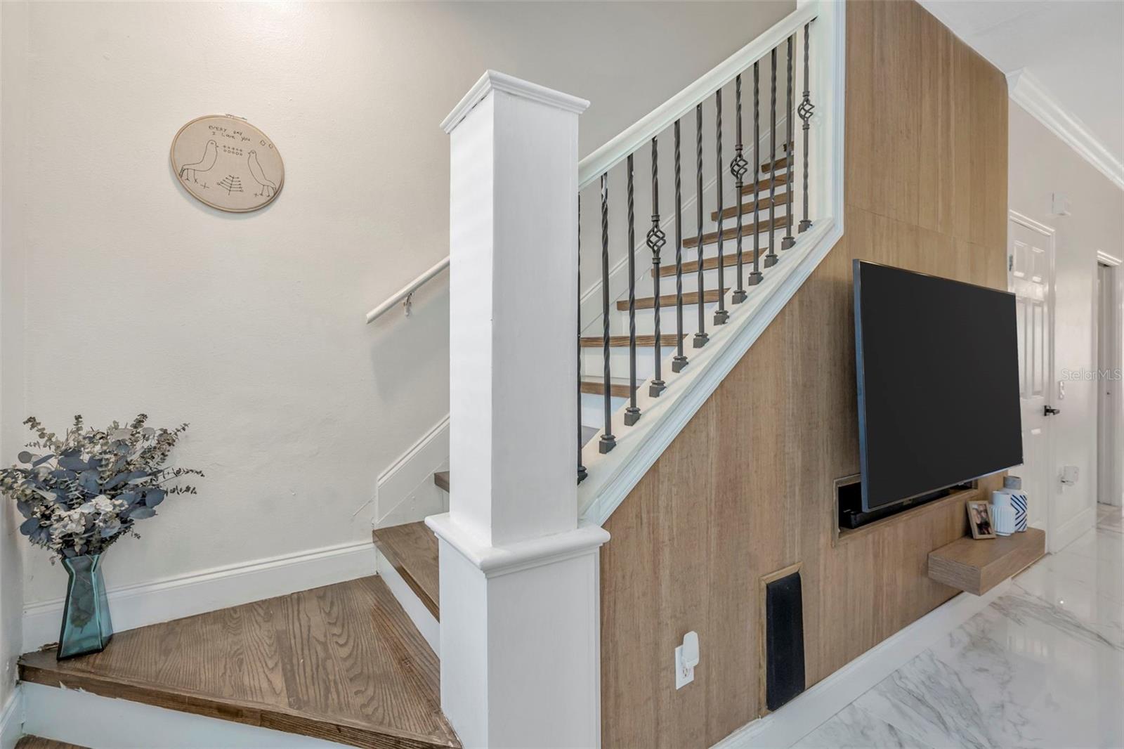 Image 18 of 33 For 6765 Lake Rochester Lane