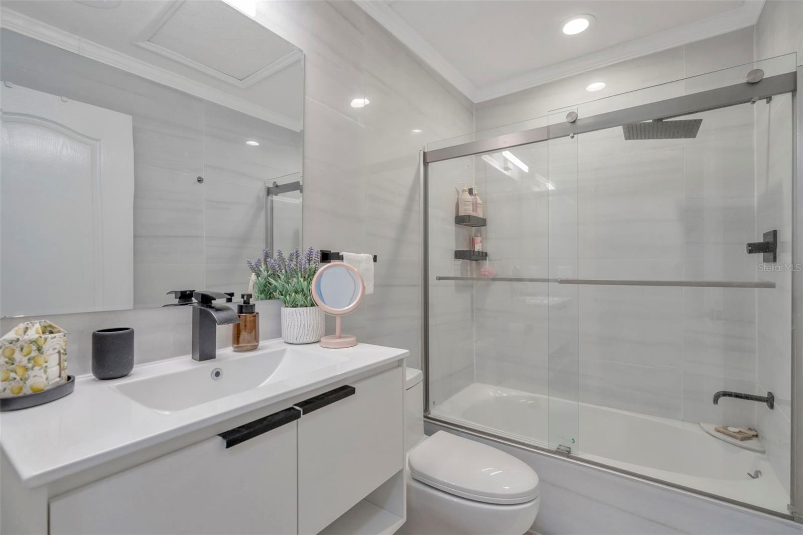 Image 22 of 33 For 6765 Lake Rochester Lane