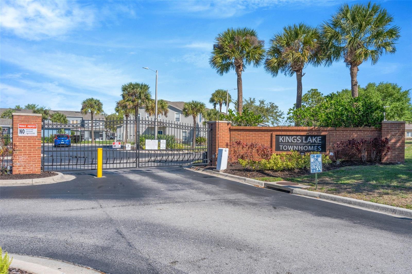 Image 29 of 33 For 6765 Lake Rochester Lane