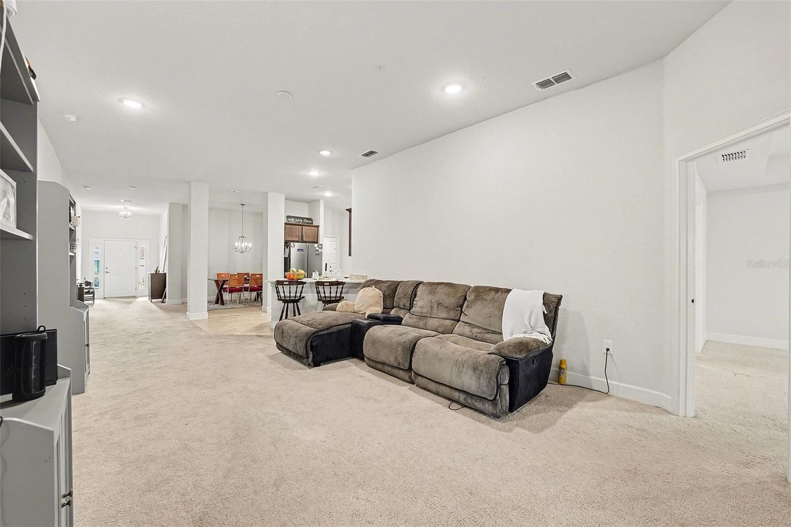 Image 3 of 30 For 380 Citrus Pointe Drive