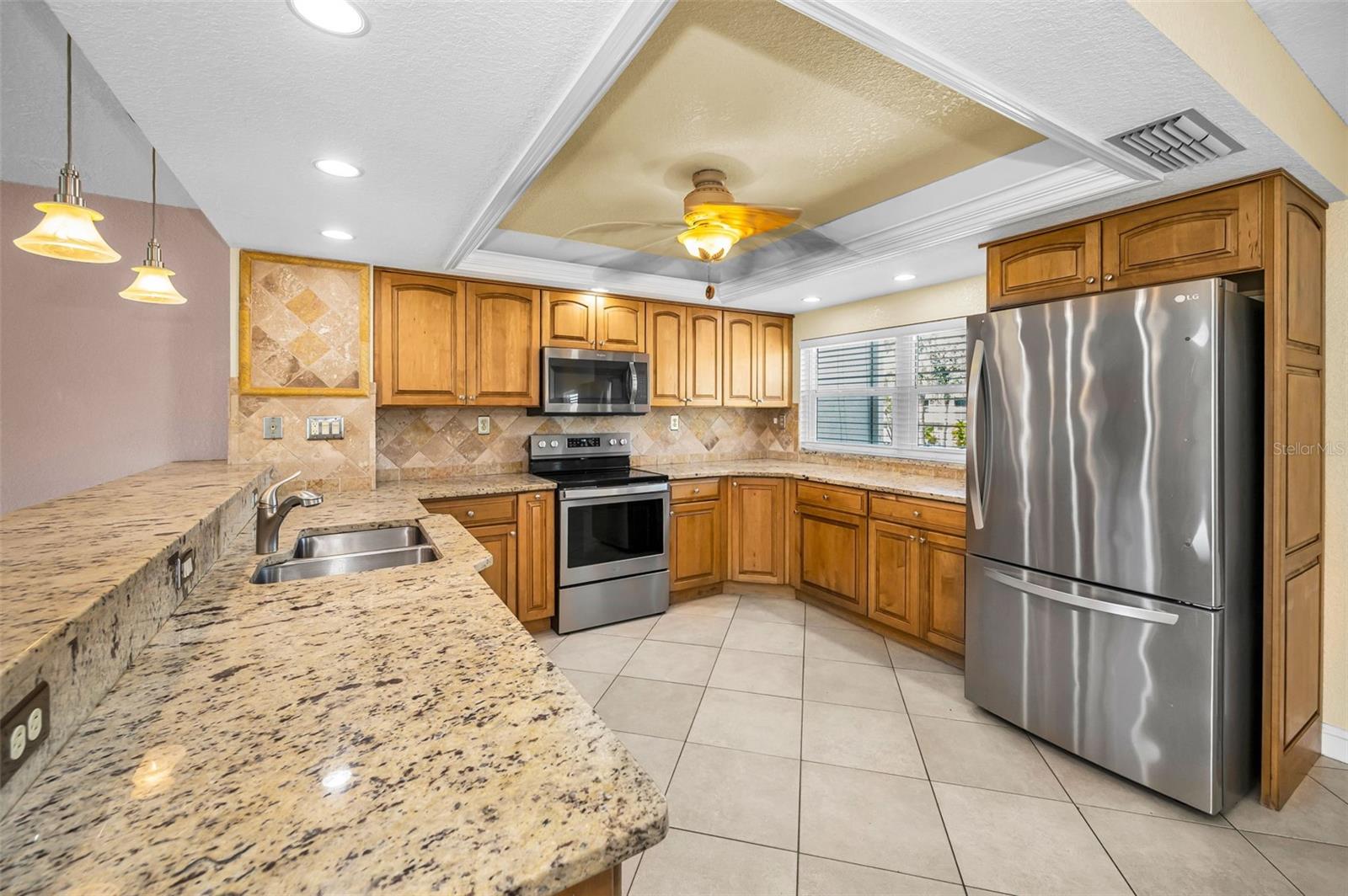 Image 11 of 52 For 12334 Capri Circle N