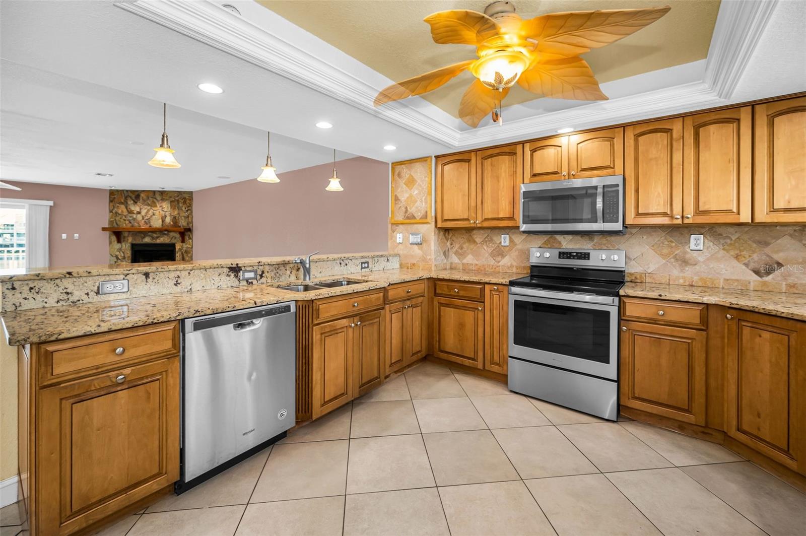 Image 12 of 52 For 12334 Capri Circle N