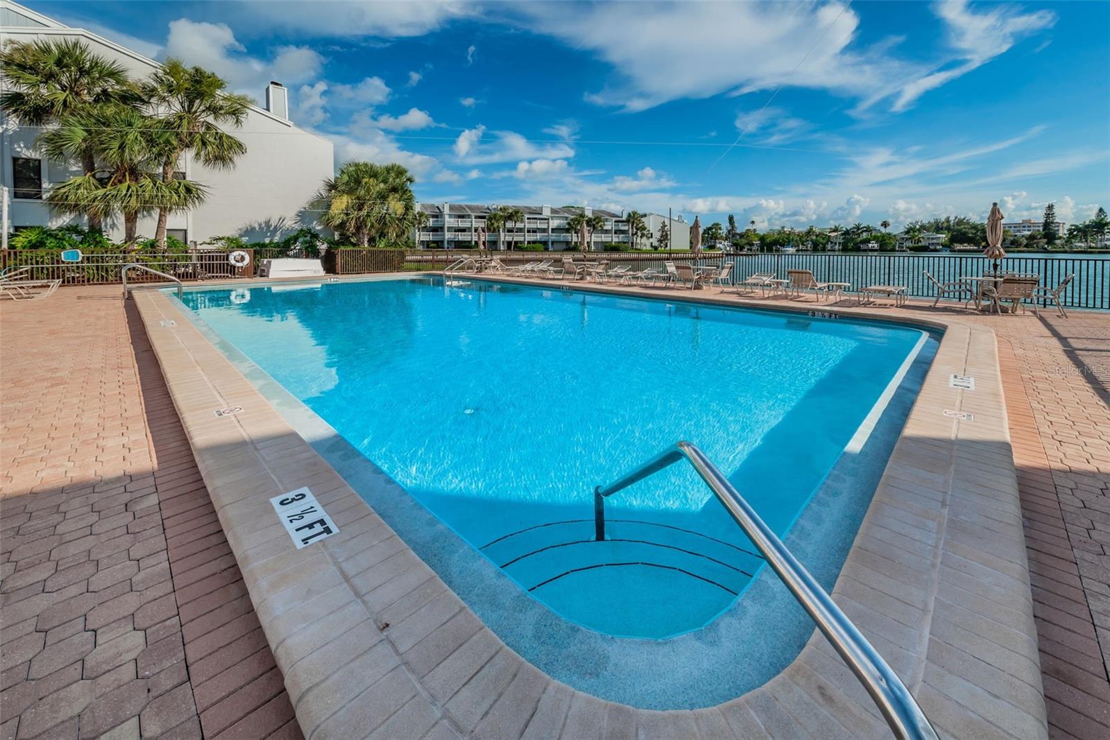 Image 45 of 52 For 12334 Capri Circle N