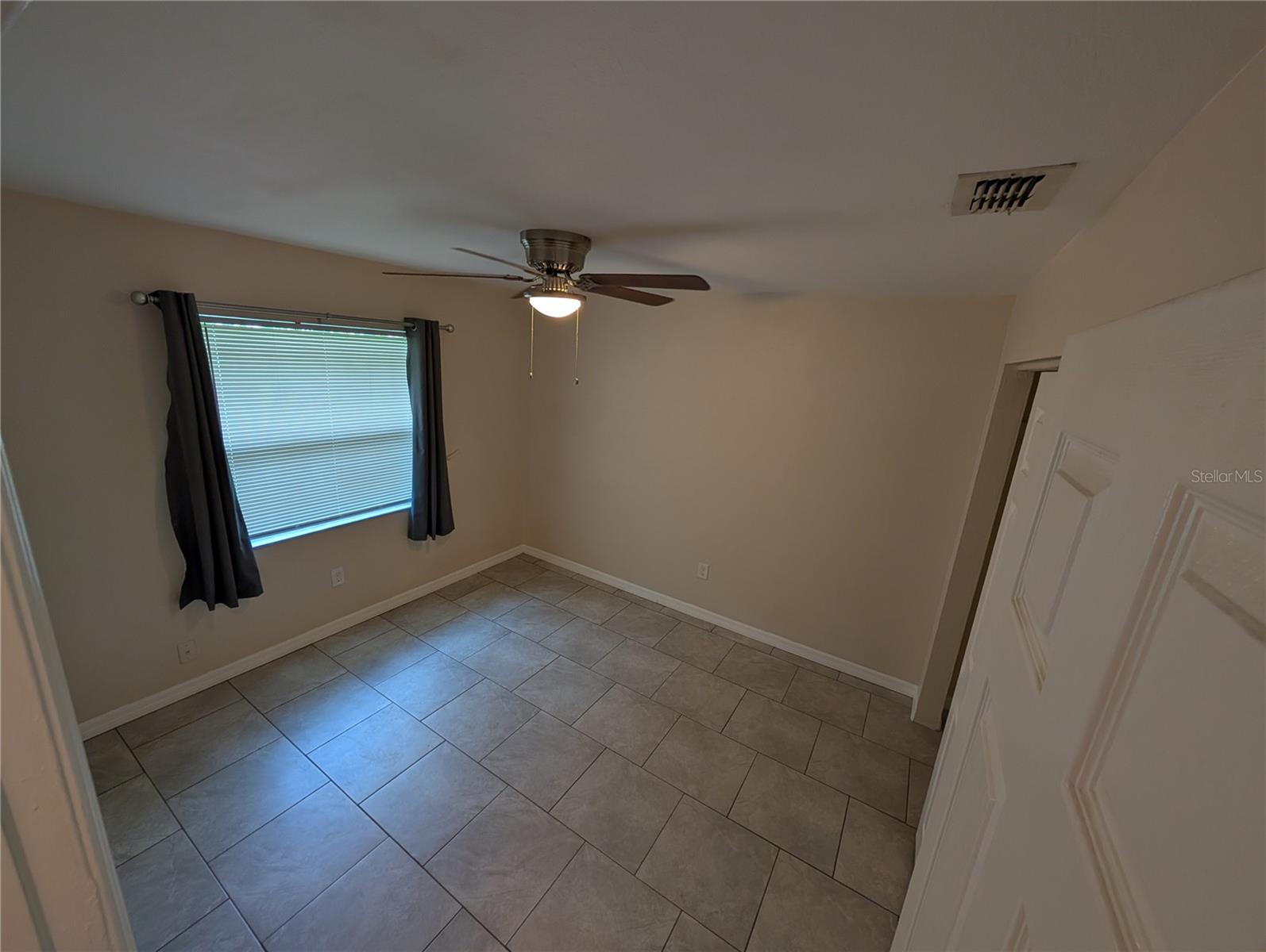 Image 14 of 16 For 4512 10th Avenue B