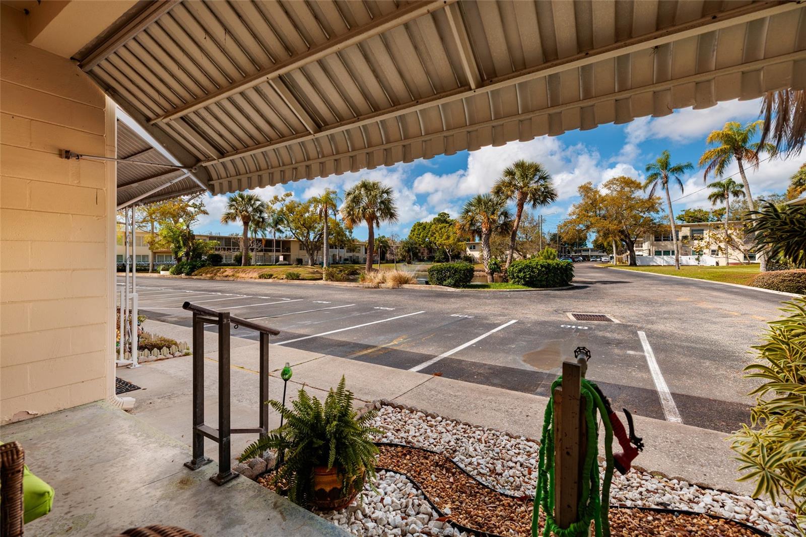 Image 3 of 33 For 4143 56th Street N 903